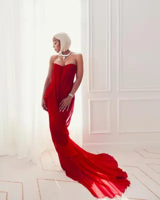 Kelly Rowland photo 8 — Black, Slim