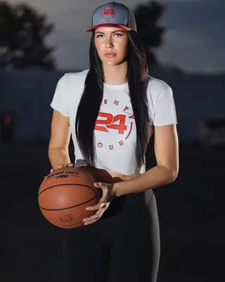 Kennedy Basham photo 8 — Brown, Athletic