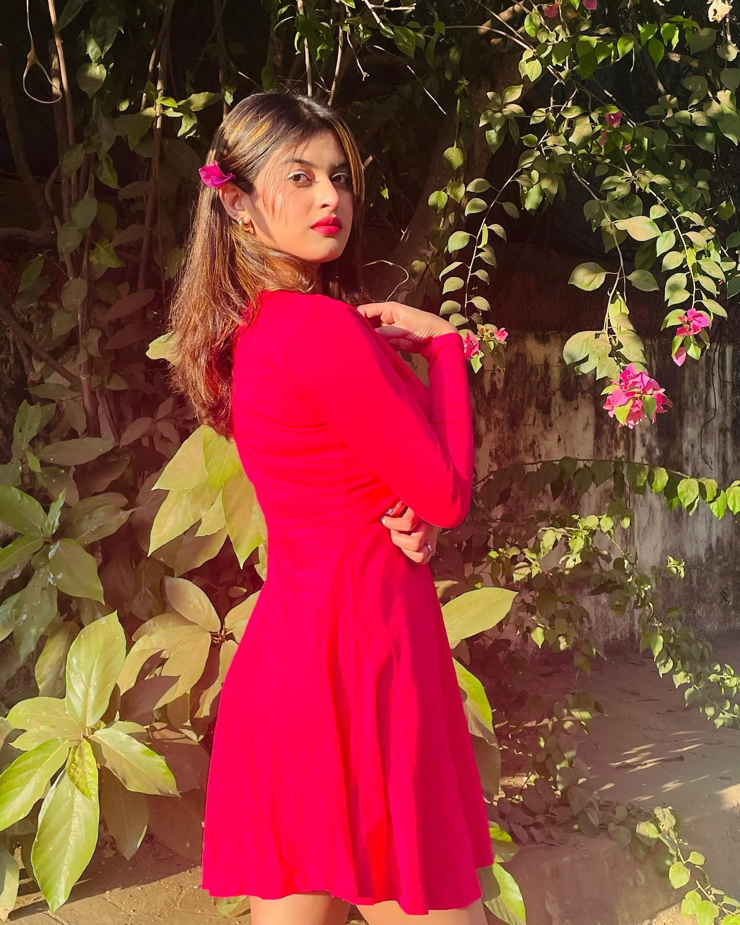 Khushboo Panjathia photo 17 — Middle Eastern, Actress, Artist, Blogger, Influencer, Model, Photographer, YouTuber