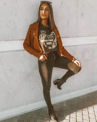 Kiara Gomez photo 16 — Brown, Latin