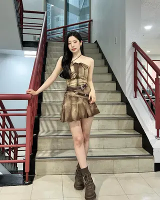Kim Da-hyun photo 6 — Actress, Influencer, Musician, South Korean