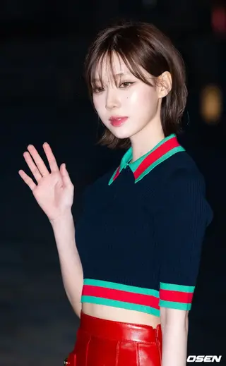 Kim Min-jeong photo 12 — Ballet Dancer, Influencer, Musician, Musician:  K-pop Idol, South Korean