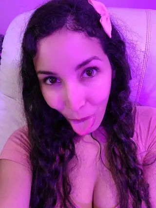 Kirah Nox photo 5 — Brown, Athletic
