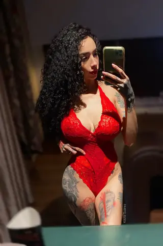 Kitzia Suarez photo 10 — Brown, Latin