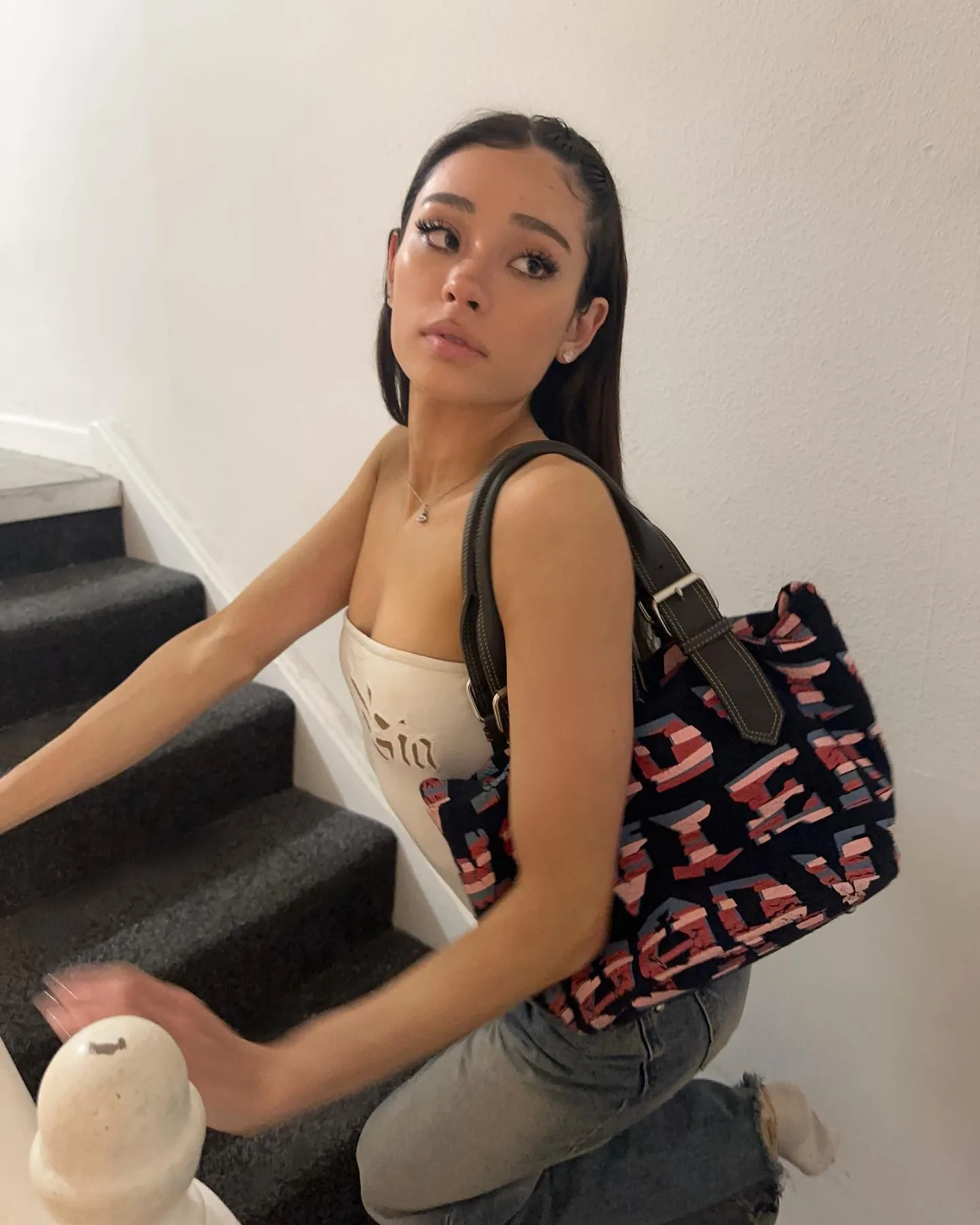 Kuroda Hana photo 5 — Mixed-race (primarily Asian), Influencer, TikTok Star