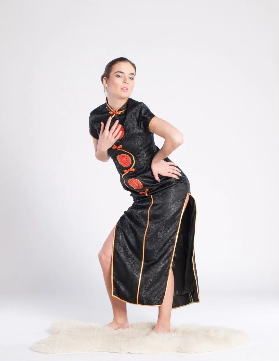 Lachia A — Adult Model, Brown