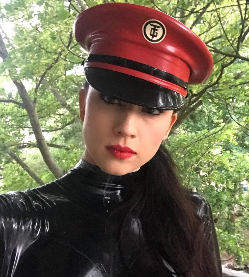 Lady Mephista photo 8 — Black, Slim