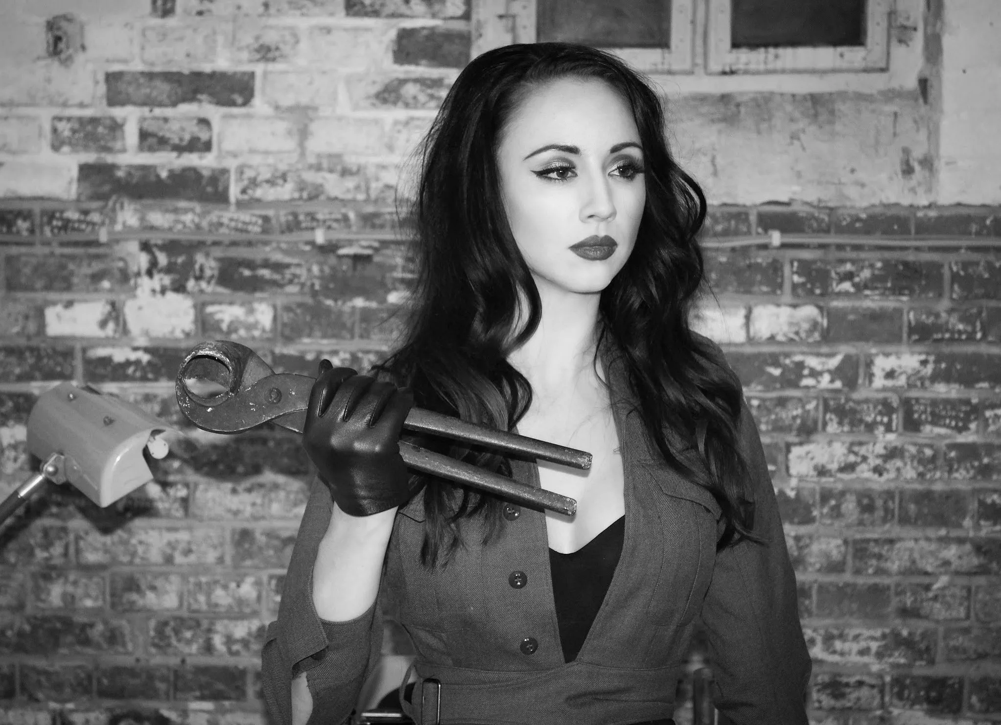 Lady Mephista photo 9 — Slim, Brown