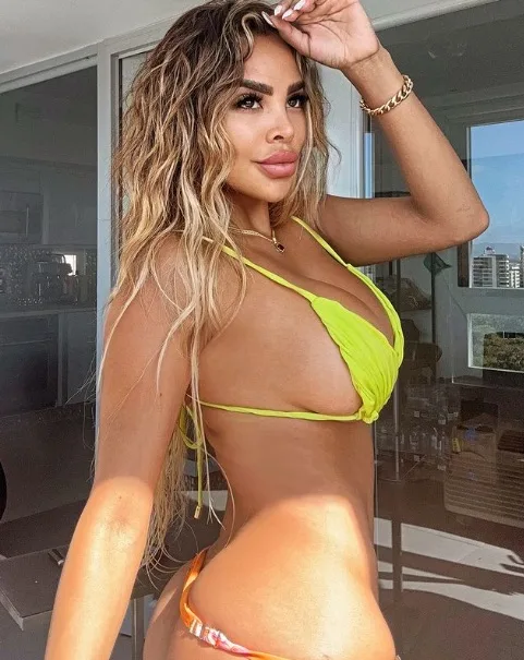 Lady Shadye photo 2 — Brown, Average