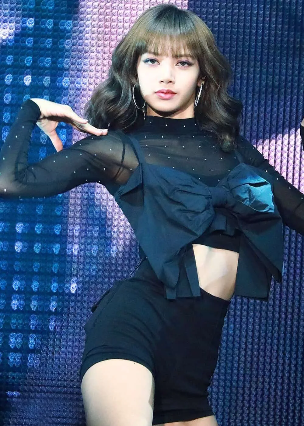 Lalisa Manoban photo 11 — Asian, Actress, Influencer, Model, Musician:  K-pop Idol, YouTuber