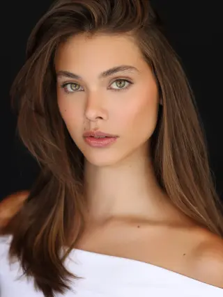 Laneya Grace photo 12 — Actress, Model, American