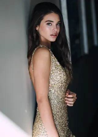 Laneya Grace photo 15 — Slim, Green