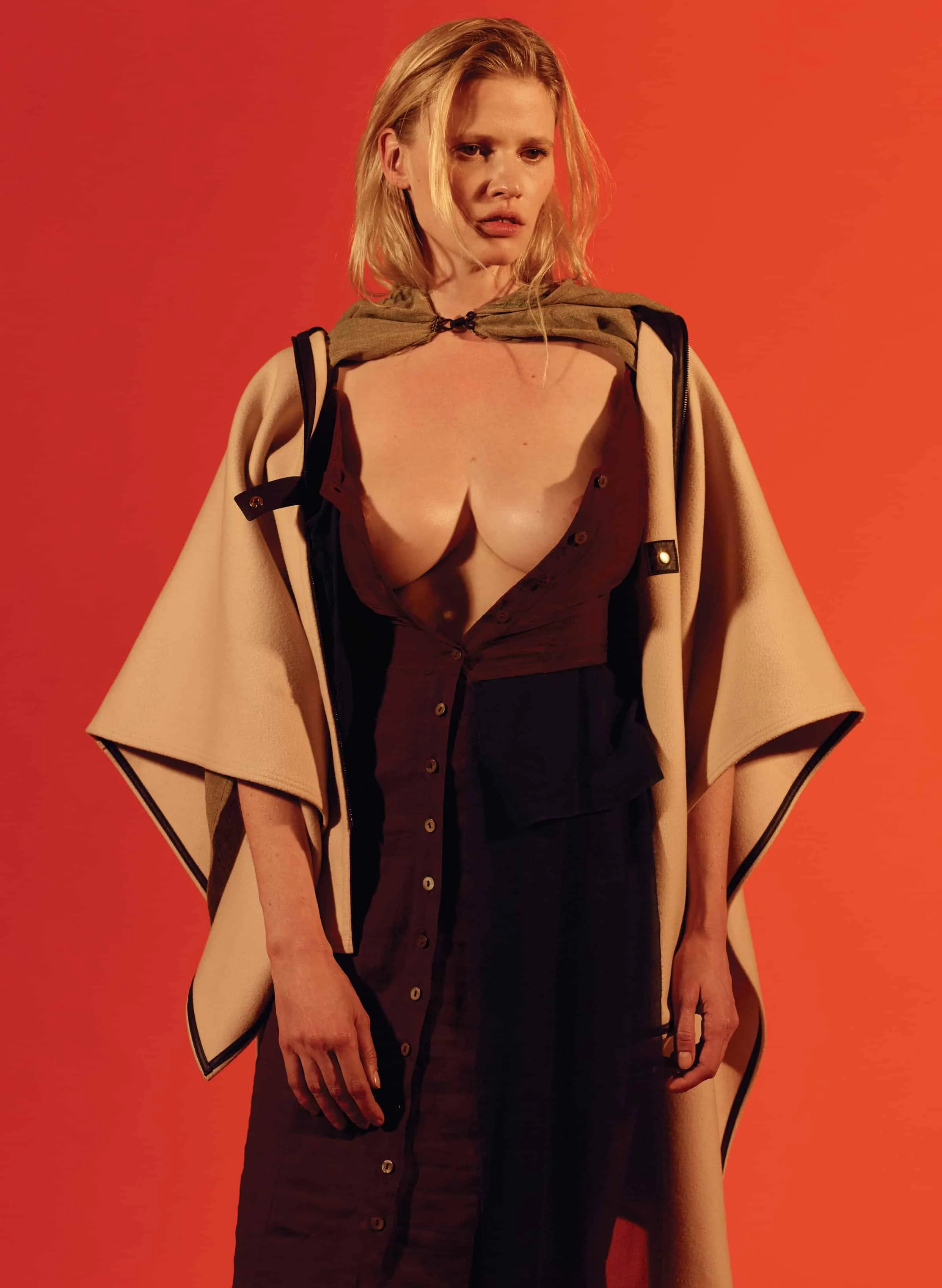 Lara Stone photo 2 — Blonde, Slim