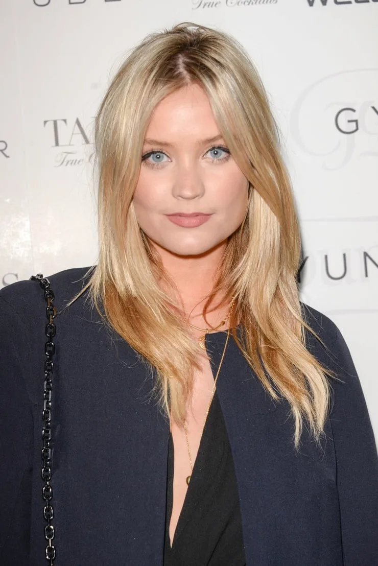 Laura Whitmore photo 16 — Blue, Caucasian