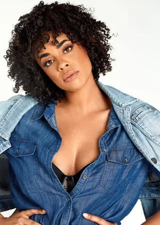 Lauren Carter (Model) photo 17 — Black, Plus Size Model