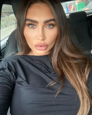 Lauren Goodger photo 10 — Blue, Caucasian