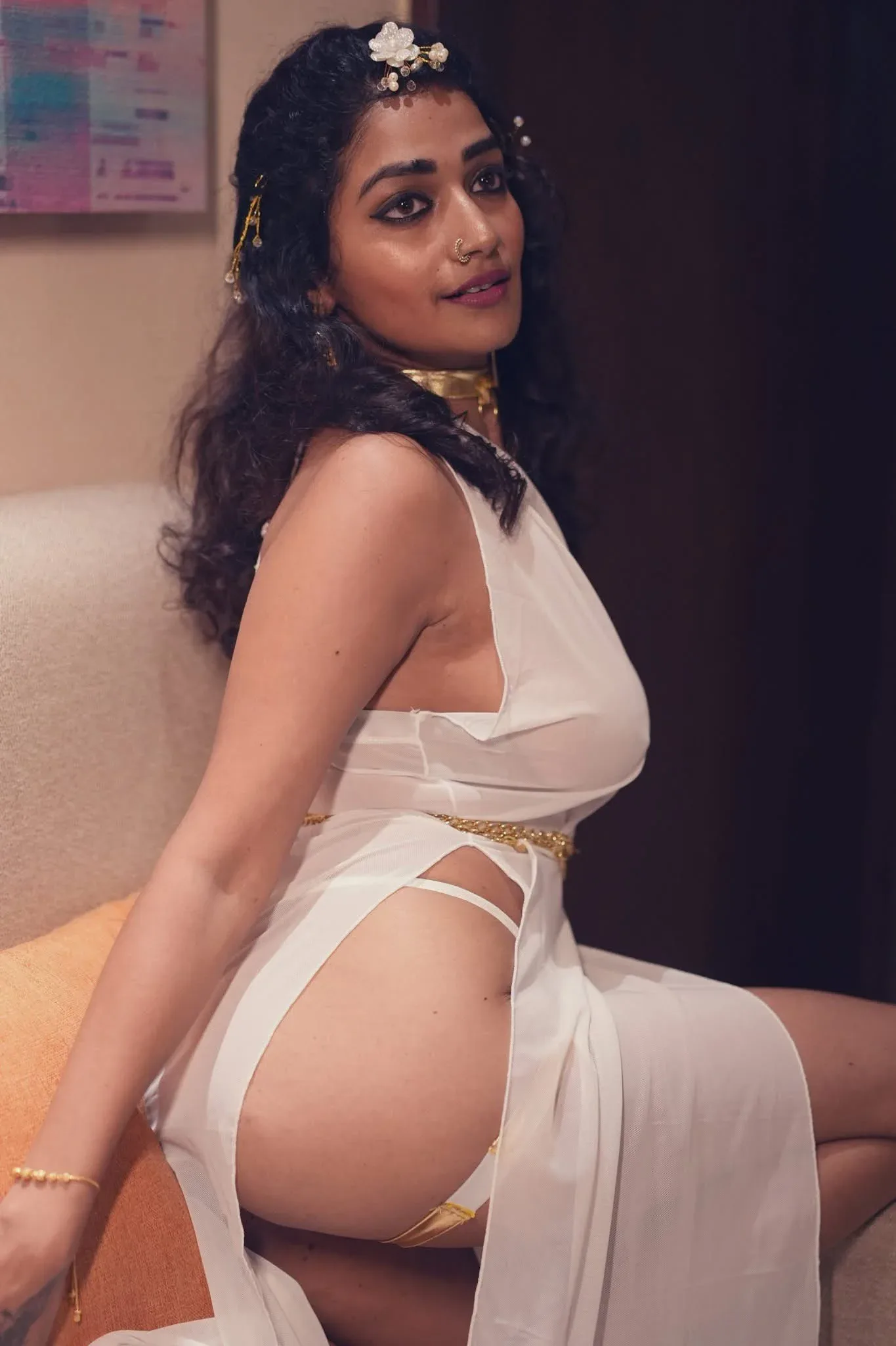 Lavanya Manickam photo 4 — Grey, Asian