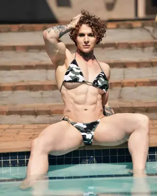 Lee Keyrouz photo 1 — South African, Auburn