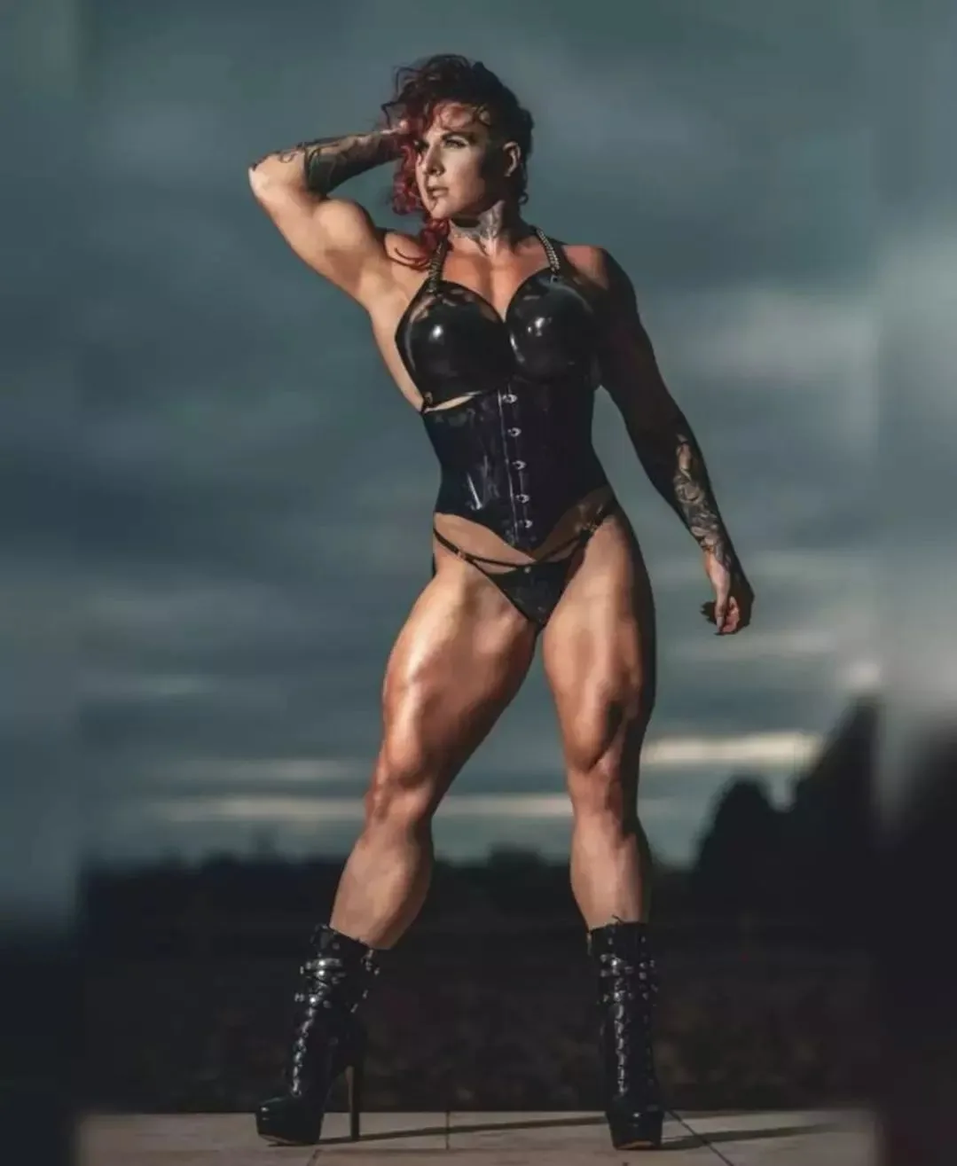 Lee Keyrouz photo 18 — Bodybuilder, Cosplayer, Sportswoman: CrossFit athlete, Sportswoman: Weightlifter, YouTuber, South African