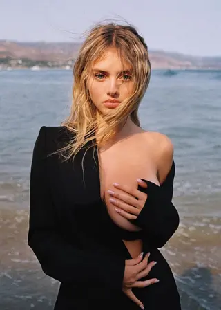 Leni Olumi Klum photo 17 — Caucasian, Glamour Model, Influencer, Reality TV Star (former), Supermodel, TikTok Star