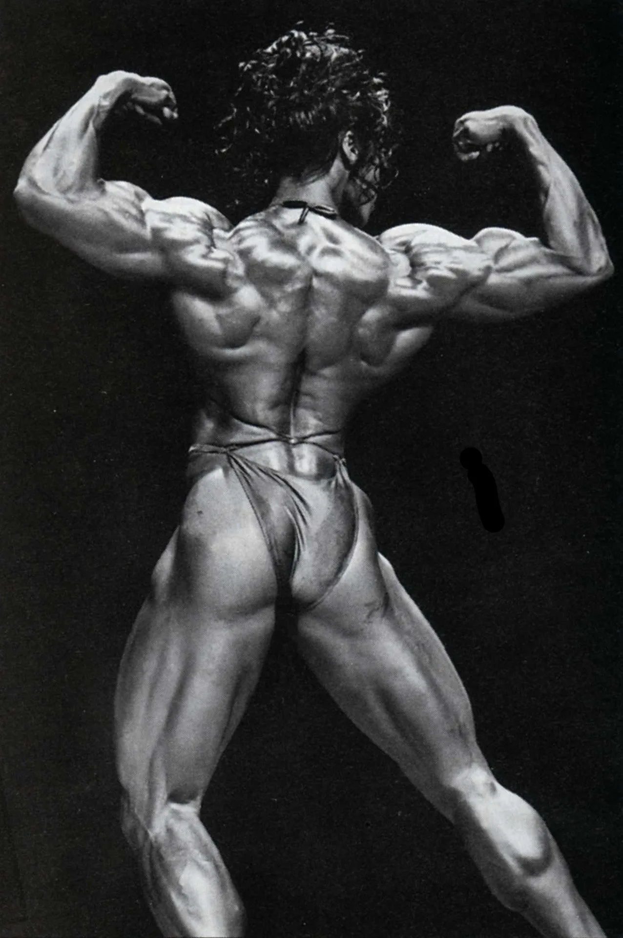Lesa Lewis photo 2 — Black, Muscular