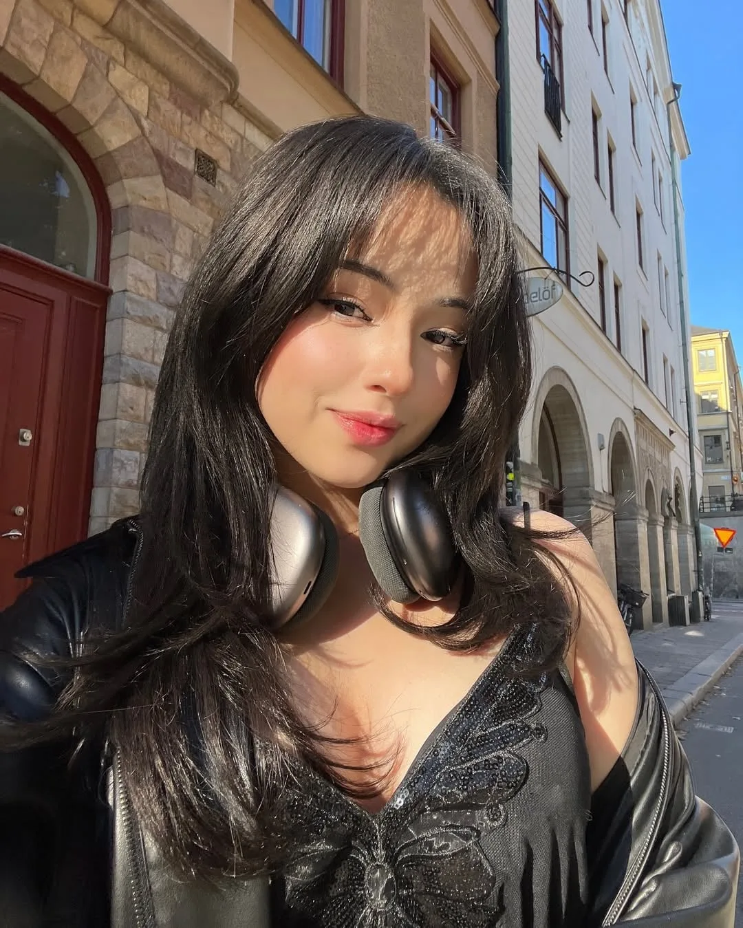 Lexie Levin photo 4 — Mixed-race (primarily Caucasian), Influencer, Music Video / Commercial Dancer, Musician: Singer, Producer