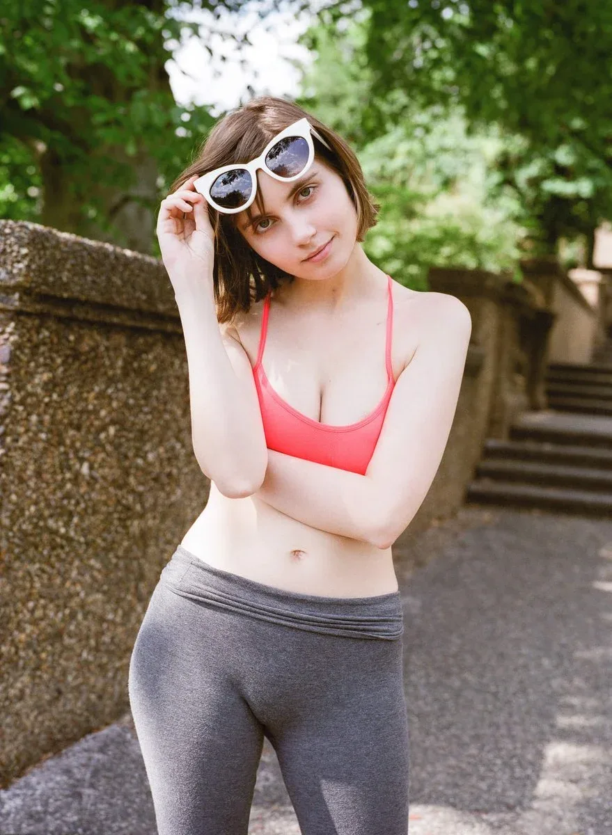 Liara Roux — Activist, Adult Model, Author, American