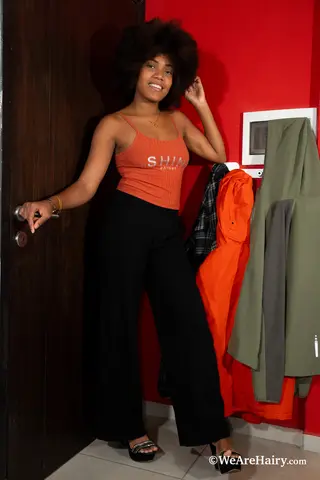 Lila C photo 1 — Colombian, Black