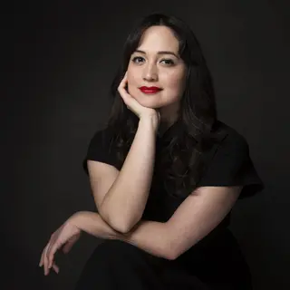 Lily Gladstone photo 4 — Brown, Mixed-race (primarily Native American)
