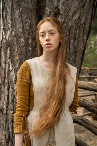 Lily Newmark photo 3 — Slim, Hazel