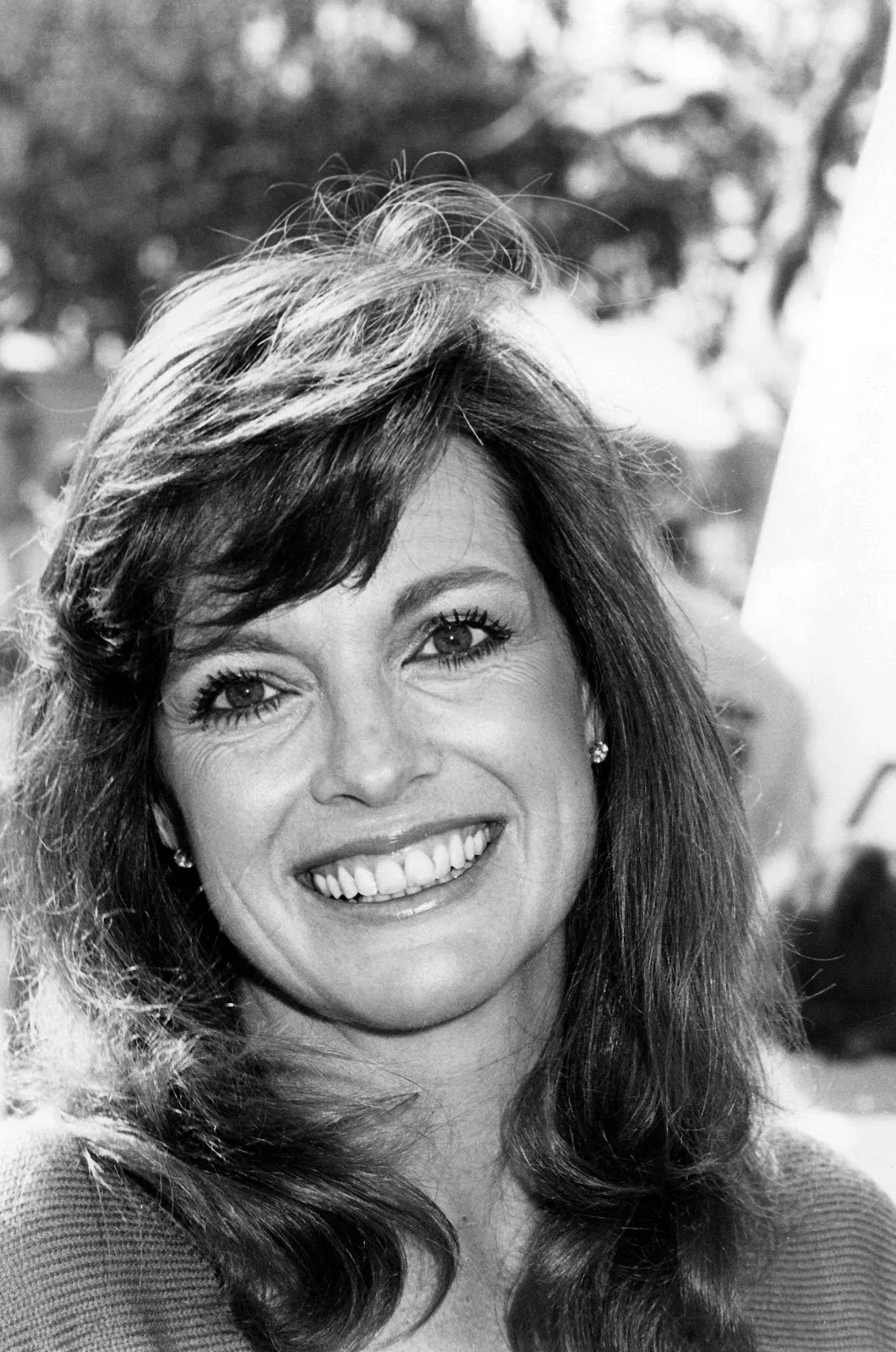 Linda Gray photo 11 — Caucasian, Actress, Director, Model, Producer