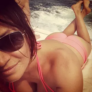 Lindsey Way photo 6 — Hooters Girl, Realtor, Ring Girl, American