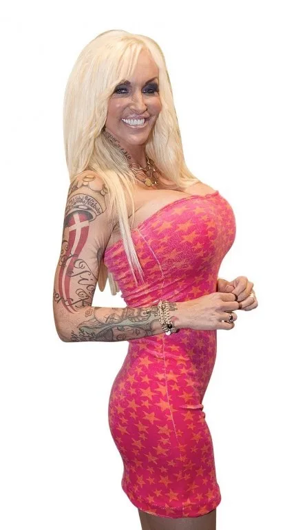 Linse Kessler photo 5 — Caucasian, Actress, Celebrity, Glamour model, Influencer