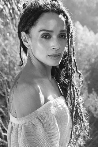 Lisa Bonet photo 9 — Slim, Brown