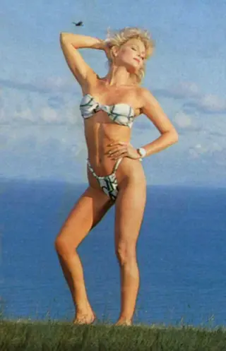 Lisa Hartman photo 9 — Athletic, Blue