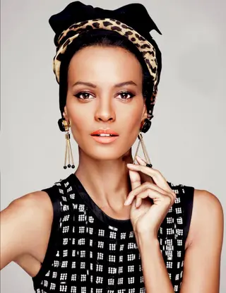 Liya Kebede photo 16 — Brown, Black