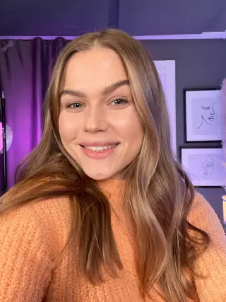 Lizi ASMR photo 5 — Caucasian, ASMR Star, YouTuber