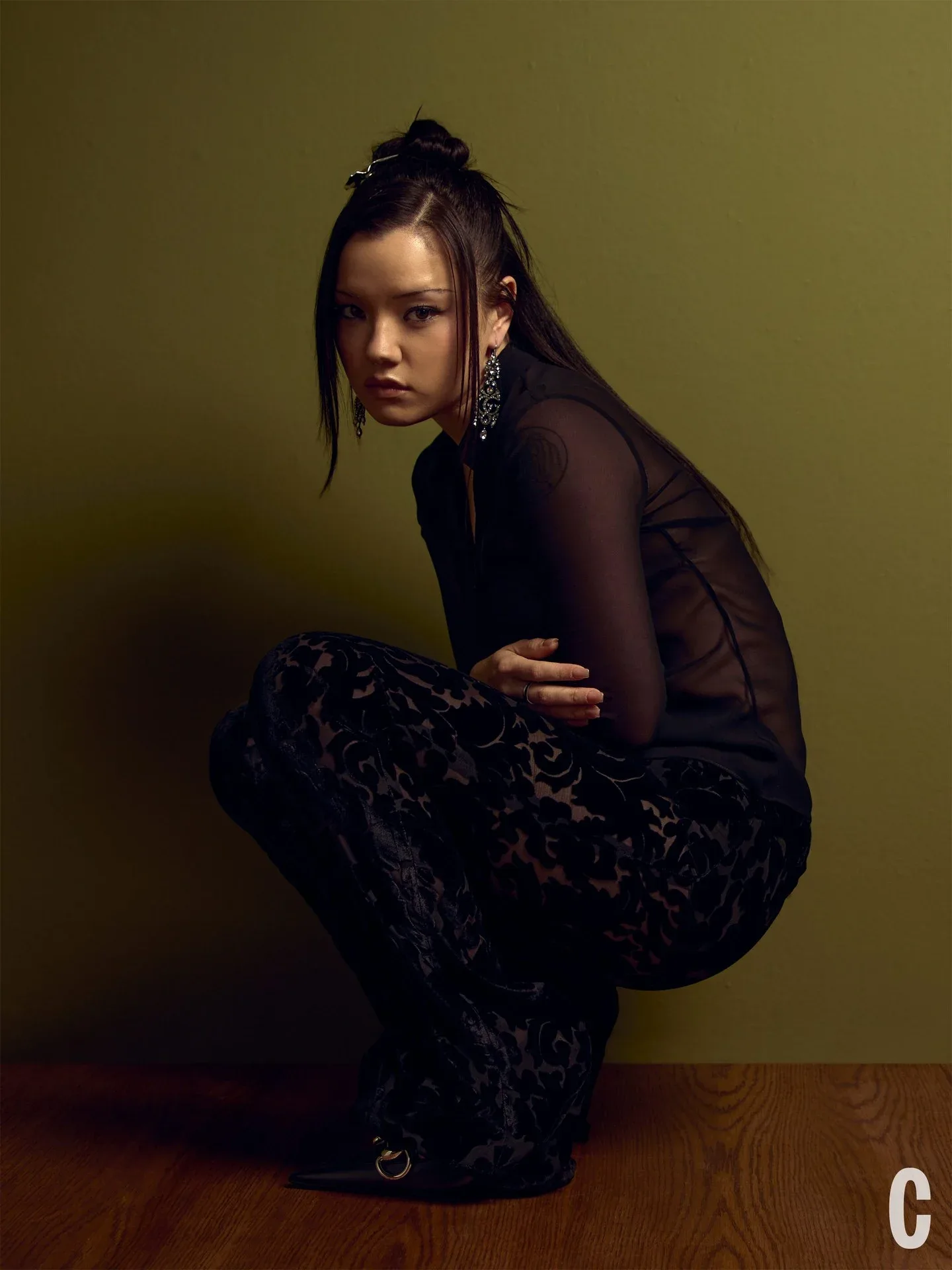Lizzy Yu photo 11 — American),  (South Korean, Brown