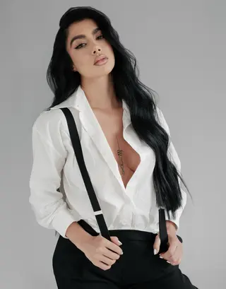 Lorena Munera photo 10 — Brown, Latin