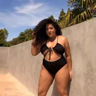 Lornalitz Baez photo 5 — Latin, Plus Size Model