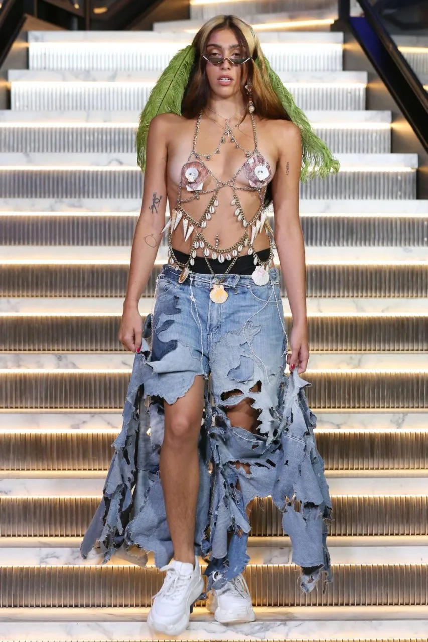 Lourdes Leon photo 1 — American, Brown