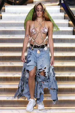 Lourdes Leon photo 1 — American, Brown