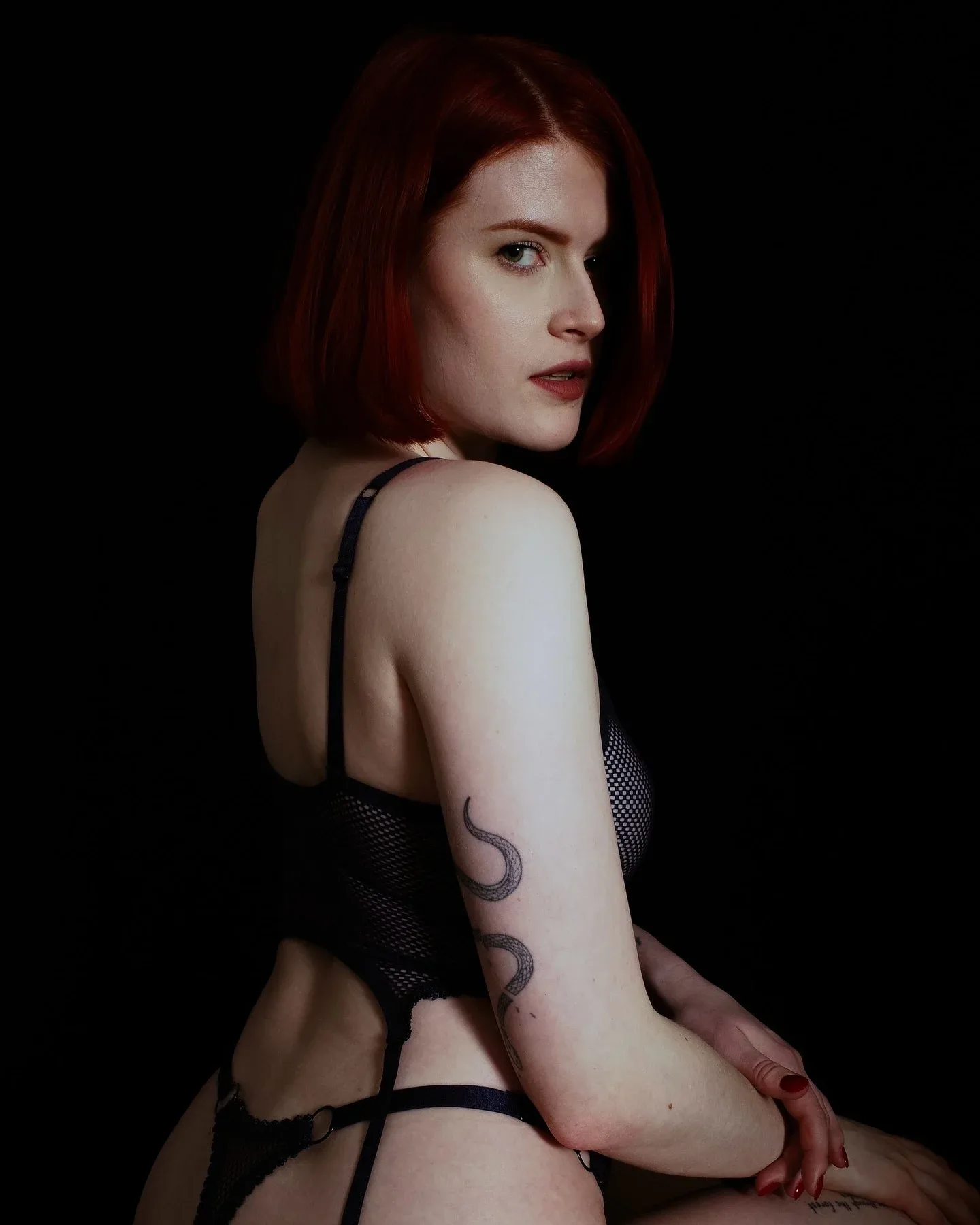 Lucy Huxley photo 14 — Red, Average