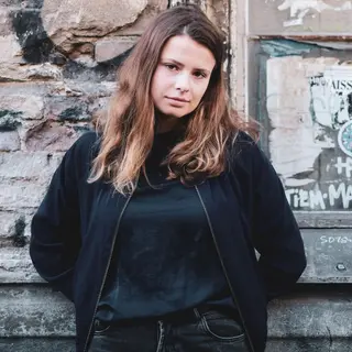 Luisa Neubauer photo 9 — Caucasian, Activist, Author
