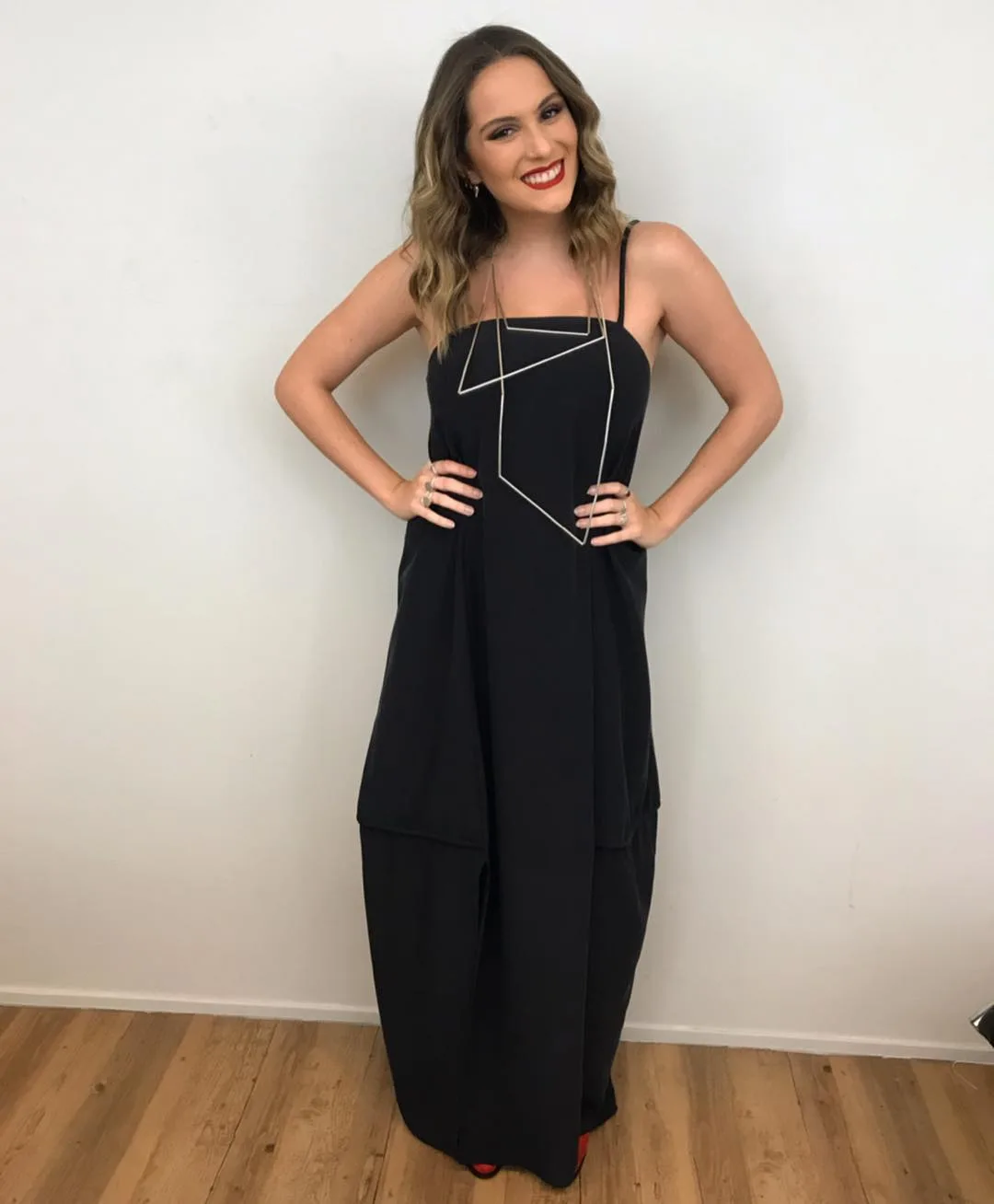 Luisa Perisse photo 2 — Black, Slim