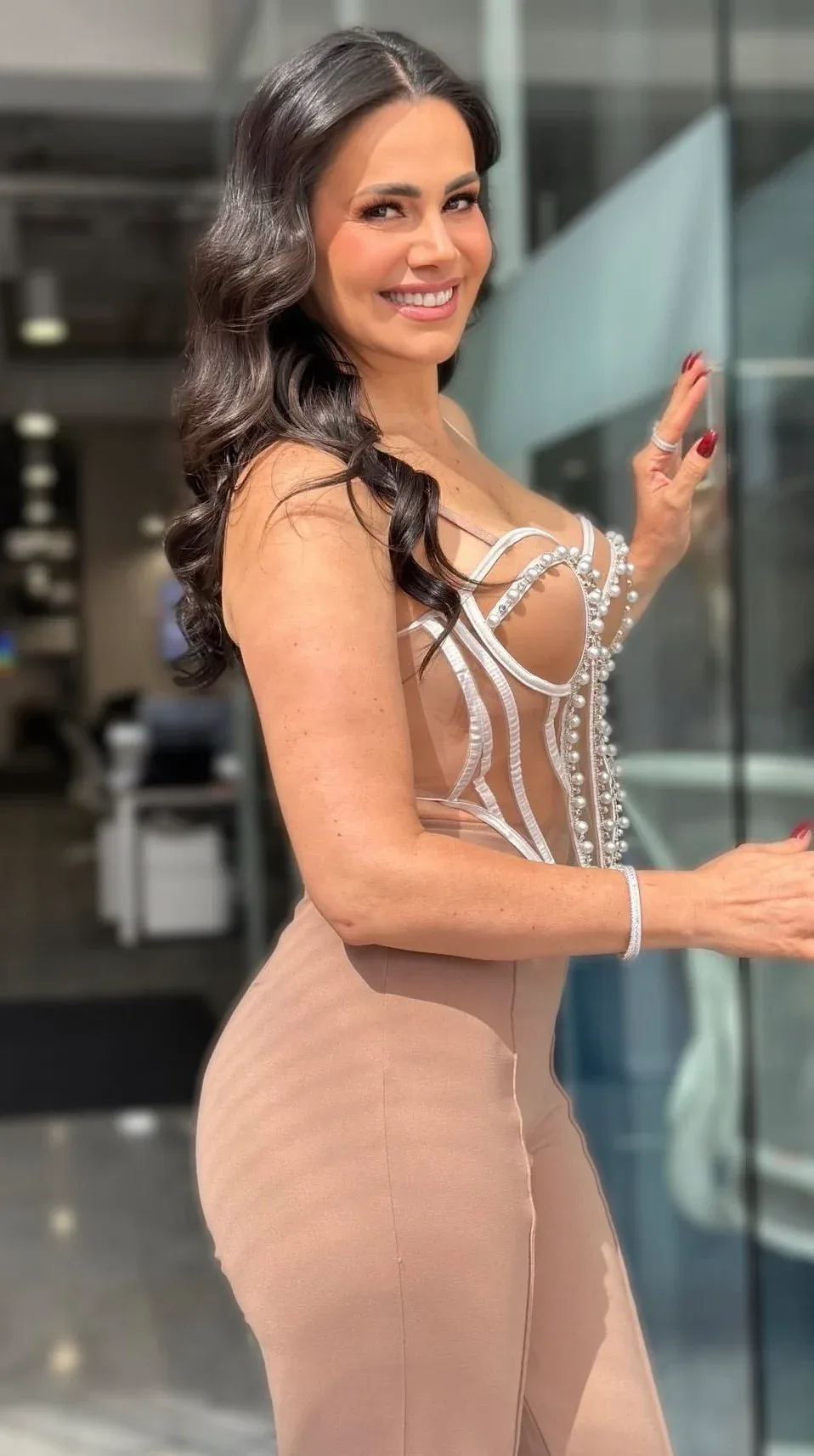 Luz Elena Gonzalez — Actress, Model, Mexican
