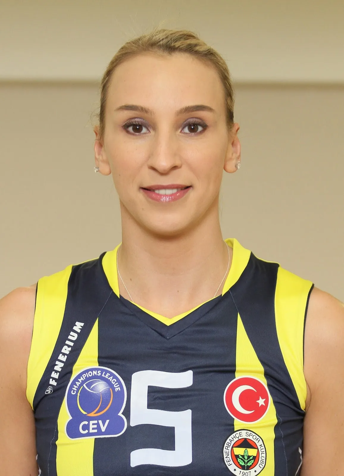 Lyubov Sokolova photo 6 — Sportswoman: Volleyball Player (former), Russian), (Turkish