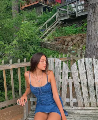 Mabel Chee photo 7 — American, Brown