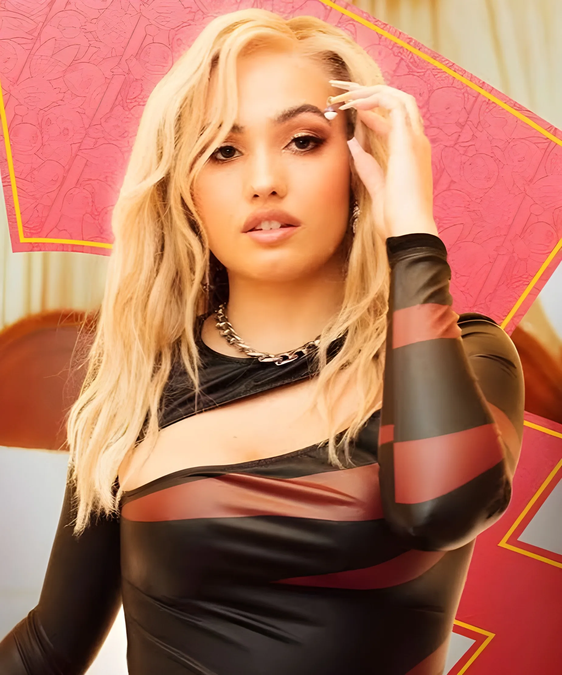 Mabel (Singer) photo 3 — Musician, British), (Swedish), (Sierra Leonean
