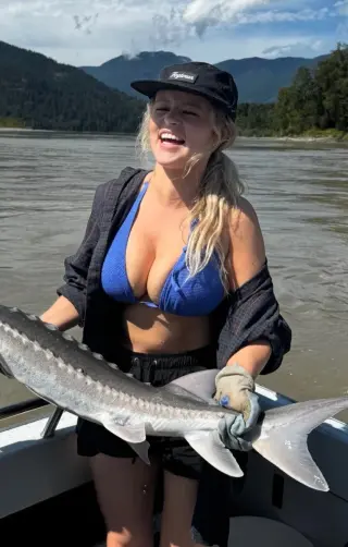 Macaila Wagner photo 1 — Blonde, Blue